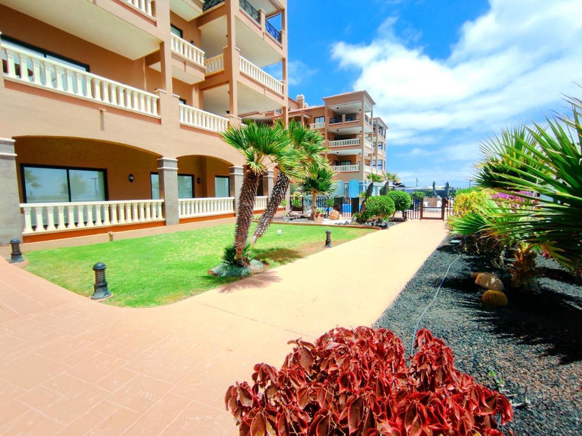 El Nautico Suites, The Beachfront Paradise ซานมิเกลเดียโบนา ภายนอก รูปภาพ